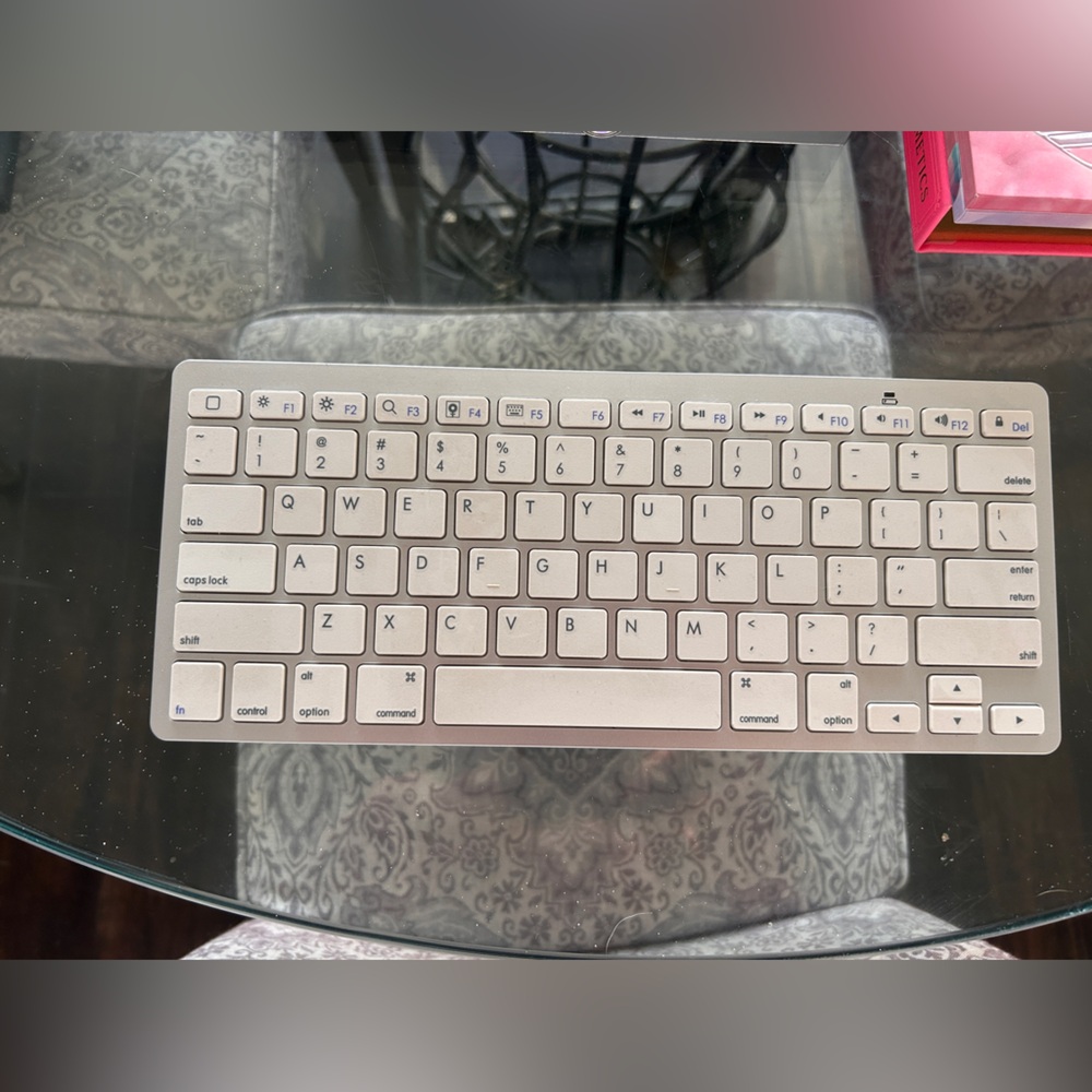 Wireless Silver Keyboard